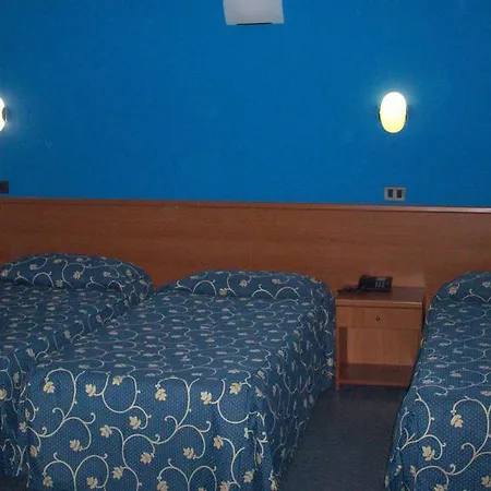 Hotel Naviglio Grande Corsico