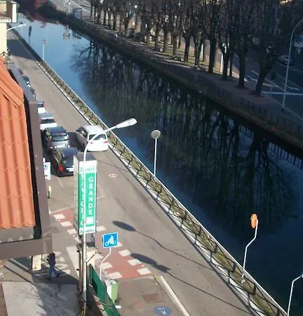 Naviglio Grande 3* Corsico